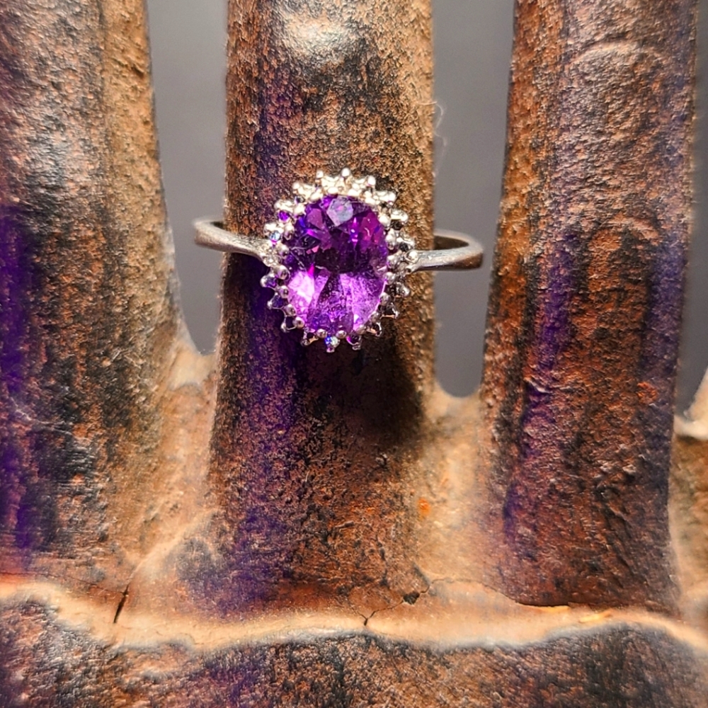 Purple amethyst ring